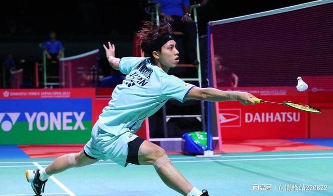 芒四射但现 芒四射但现